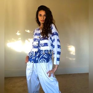 Vintage LA Costa White & Blue Cotton Blouse Set & Gorgeous Gold Hanging Chimes